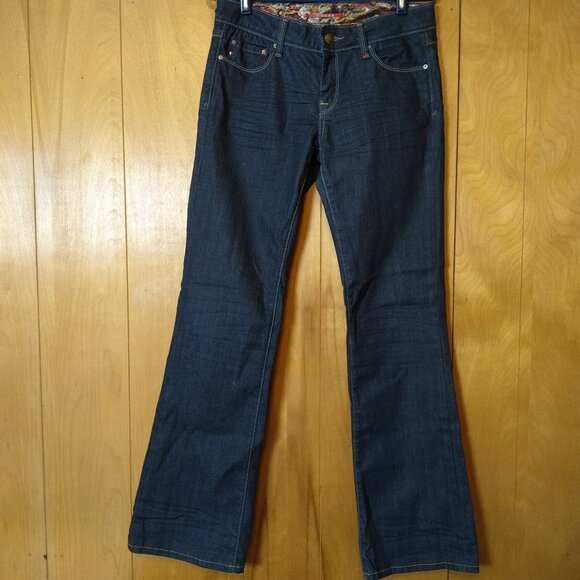 Vigoss Denim - Vigoss Milan Boot Cut Juniors Size 7 Blue Jeans With Back Flap Pockets